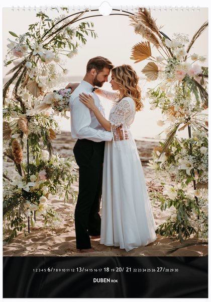 Satén černý - Na výšku